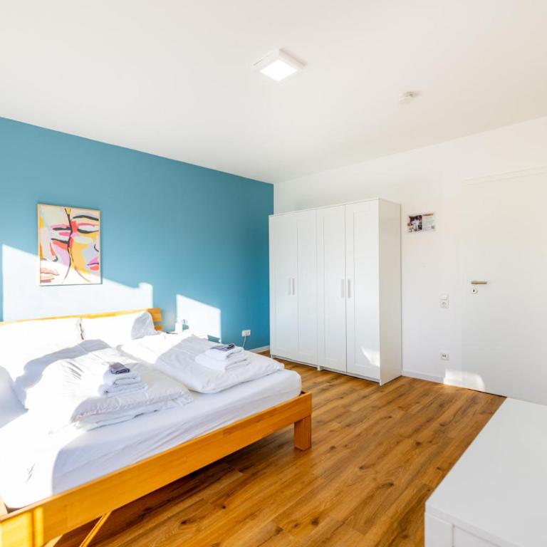 Gemütliche, moderne Ferienwohnung in Stadtnähe - Apartment mit 1 Schlafzimmer und Balkon - 33