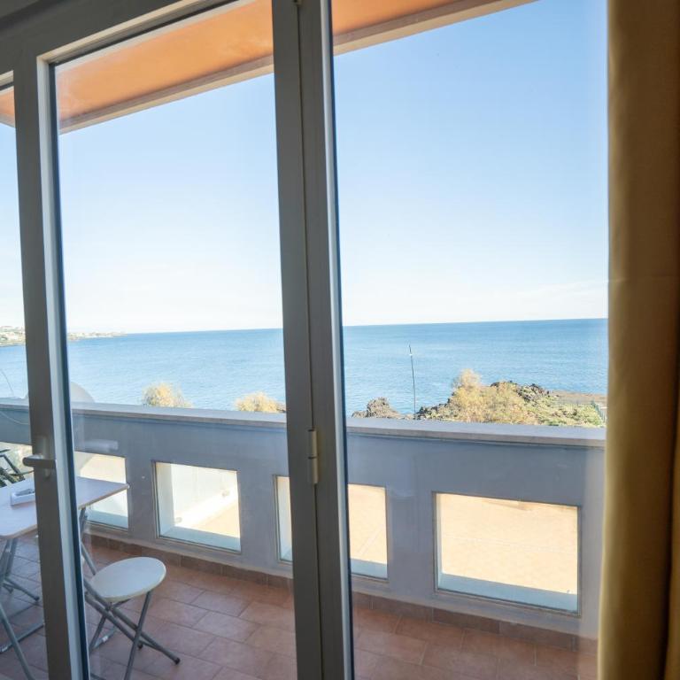 Perla Marina Sea View Apartment - Two-Bedroom Apartment - 41