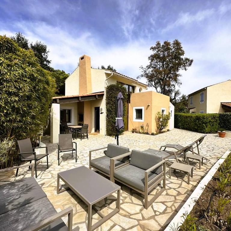 Les Medes pour 7 personnes sur le Domaine de Valcros, à La Londe-Les-Maures - Maison 3 Chambres - 4