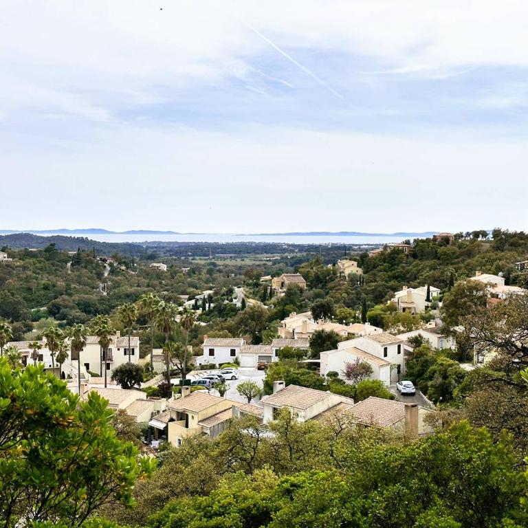 Les Medes pour 7 personnes sur le Domaine de Valcros, à La Londe-Les-Maures - Maison 3 Chambres - 21