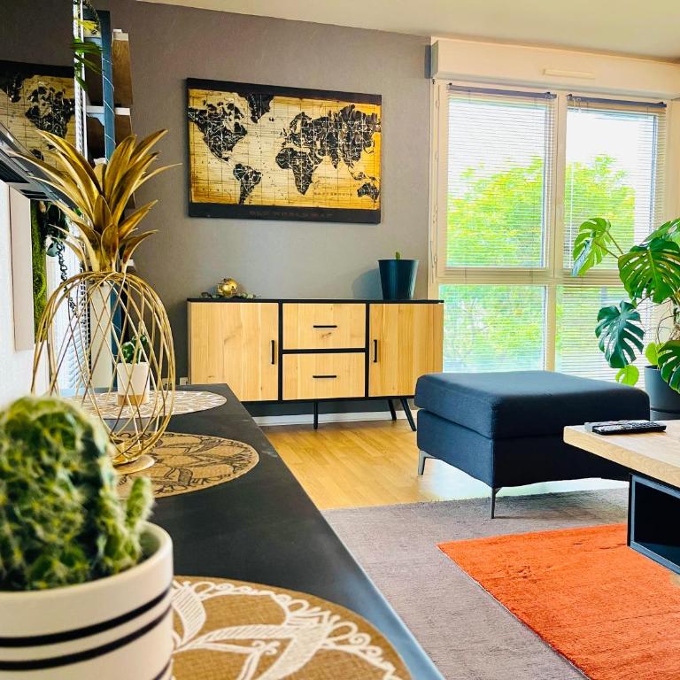 Cosy & Lumineux - Balcons - Spacieux - Parking rue - Appartement 2 Chambres - 2