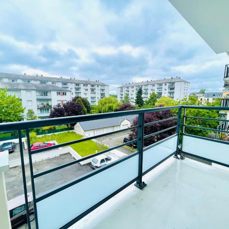 Cosy & Lumineux - Balcons - Spacieux - Parking rue - Appartement 2 Chambres - 21