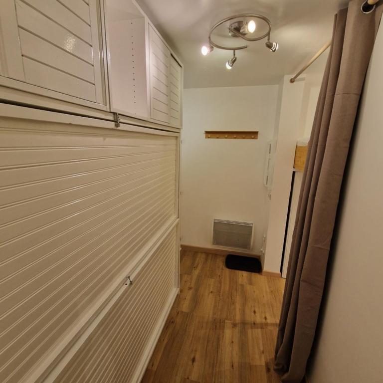 Centre Station - La Vallée Blanche 2 - La Foux - Two-Bedroom Apartment - 13