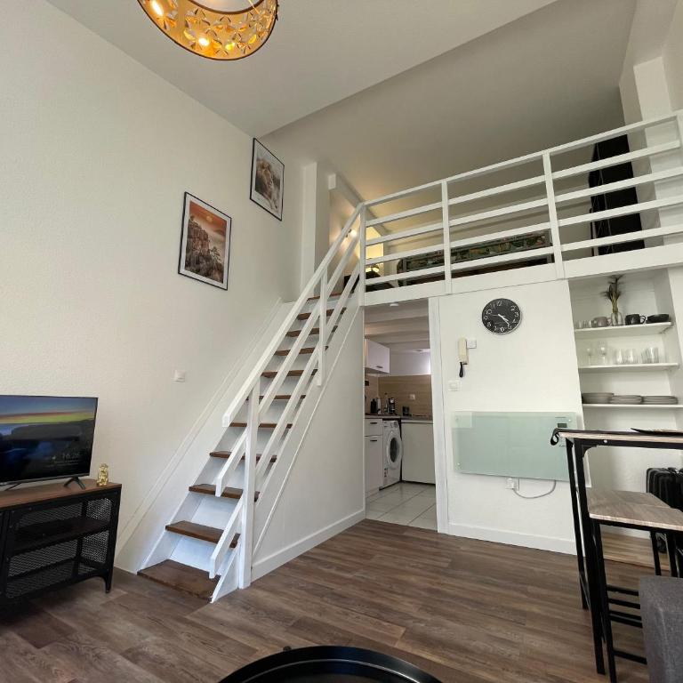 Cosy Moderne - Proche Centre, Petite France & Gare - Appartamento con 1 Camera da Letto - 2