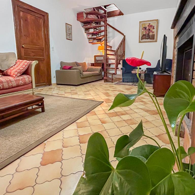 Maison rustique avec patio privé - Villa 2 Chambres - 6