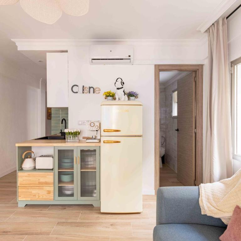 NEW BOLICHES APARTMENT 2nd Line Beach with Parking - One-Bedroom Apartment - 7