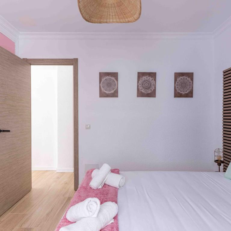 NEW BOLICHES APARTMENT 2nd Line Beach with Parking - One-Bedroom Apartment - 33