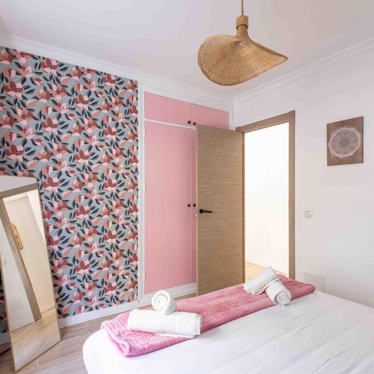 NEW BOLICHES APARTMENT 2nd Line Beach with Parking - One-Bedroom Apartment - 26