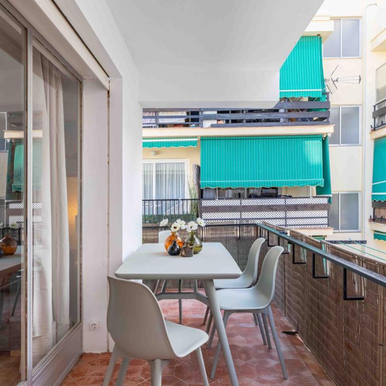 NEW BOLICHES APARTMENT 2nd Line Beach with Parking - One-Bedroom Apartment - 36