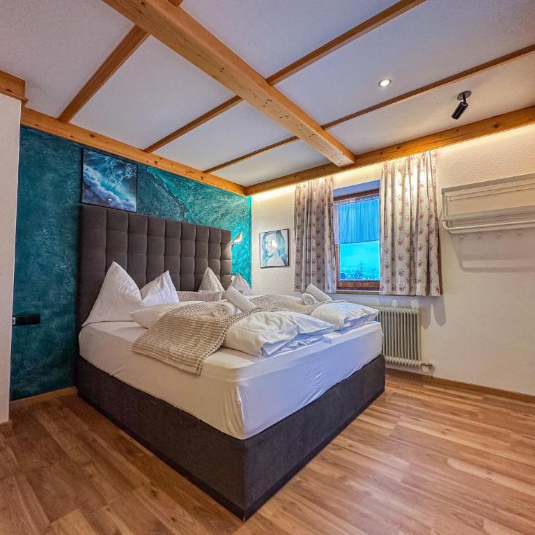 Luna Studios Zillertal - Apartment mit 3 Schlafzimmern und Bergblick - 20