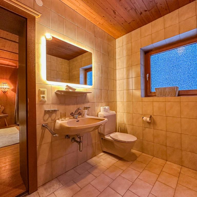 Luna Studios Zillertal - Apartment mit 3 Schlafzimmern und Bergblick - 10