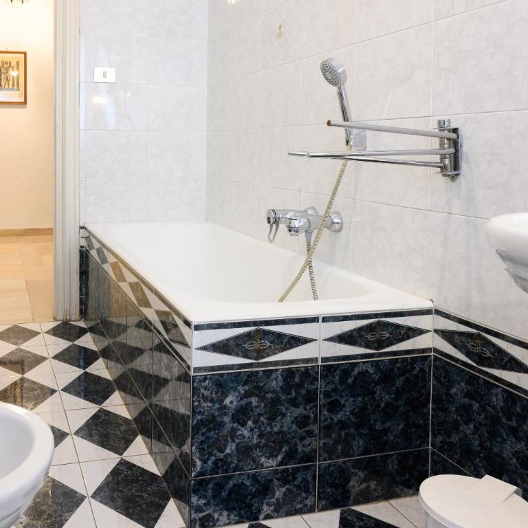Casa NeLLa, Apartment with 2 bedrooms, Rome - Appartamento con 2 Camere da Letto - 5
