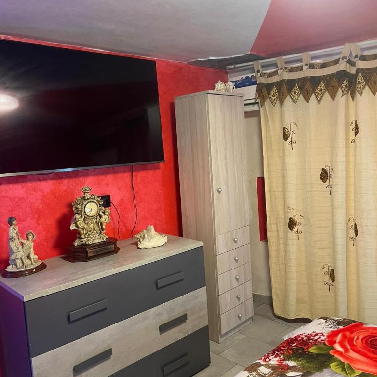 Sole - Appartamento con 2 Camere da Letto - 13