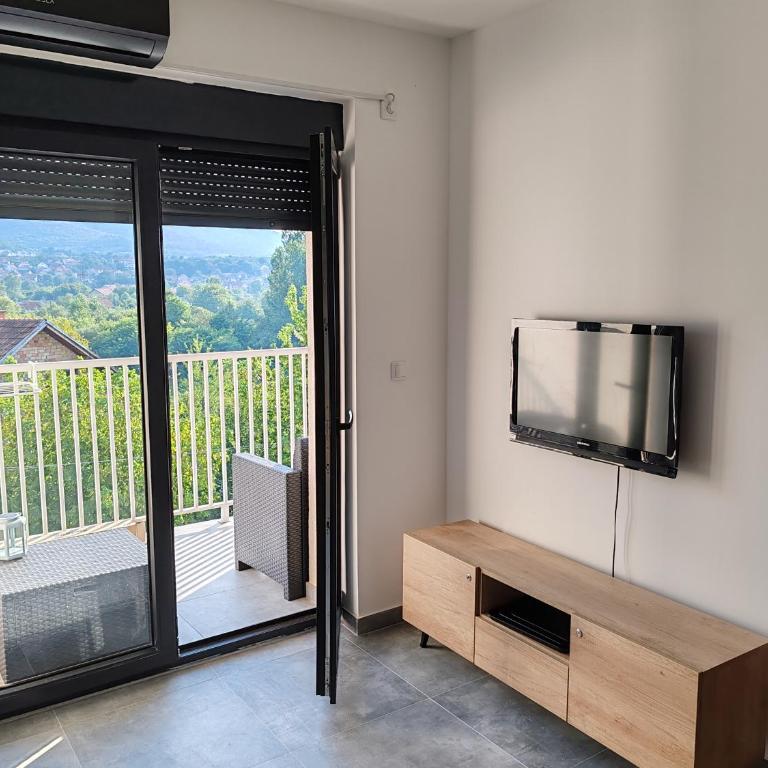Apartman sa pogledom na Ozren - One-Bedroom Apartment - 13