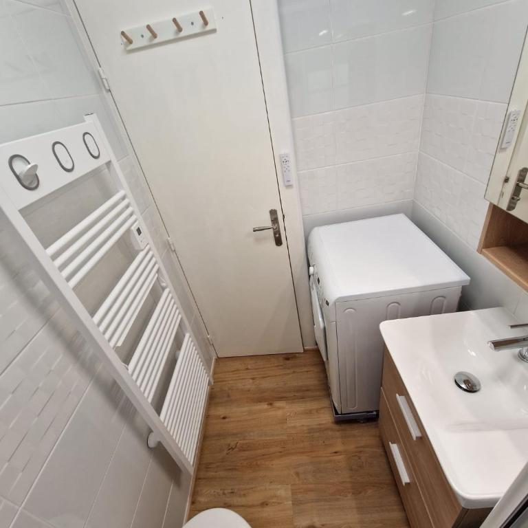 Centre Station - La Vallée Blanche 2 - La Foux - Two-Bedroom Apartment - 5