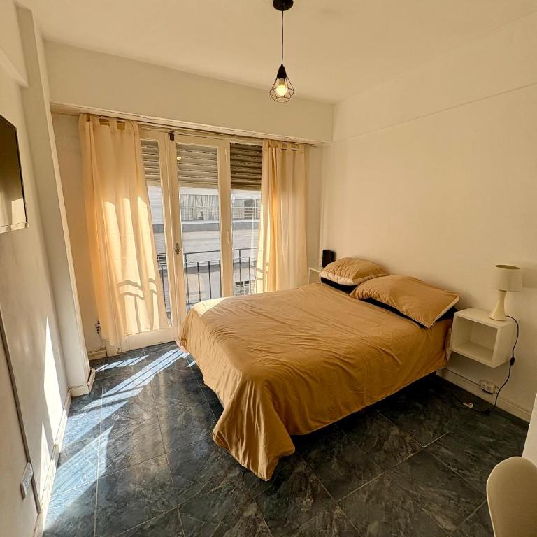 1 ambiente al frente pleno centro mar del plata - Apartamento de 1 dormitorio - 2