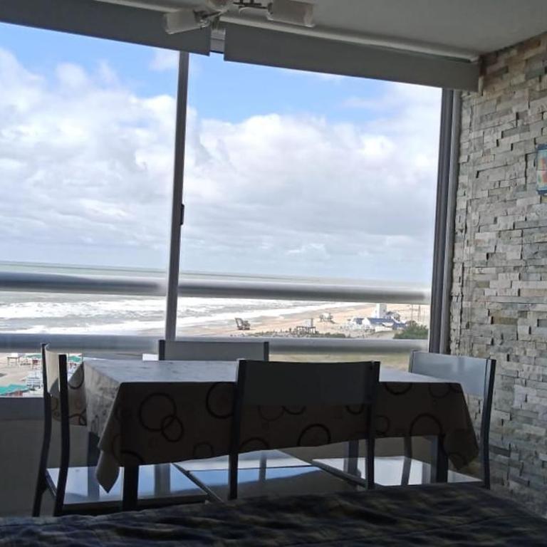 Departamento Villa Gesell Sur Sobre Playa y 140 Vista al Mar - Apartment with Sea View - 3