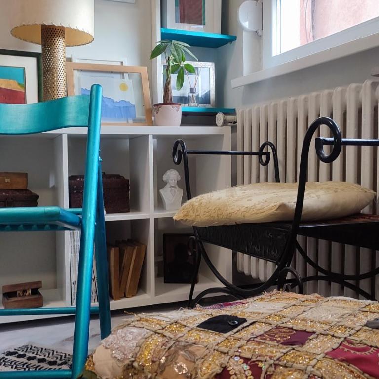 Blue Sparrow, city center studio - Studio - 21