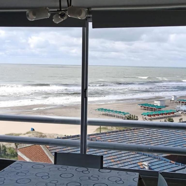 Departamento Villa Gesell Sur Sobre Playa y 140 Vista al Mar - Apartment with Sea View - 31
