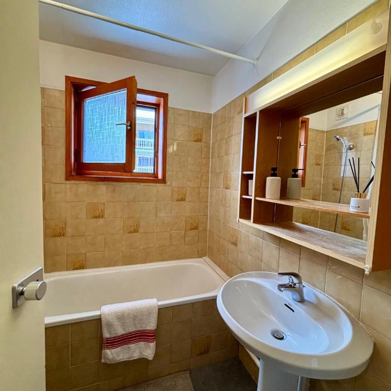 Appartement 4 personnes - Magnifique vue montagne - Appartement 1 Chambre - 9