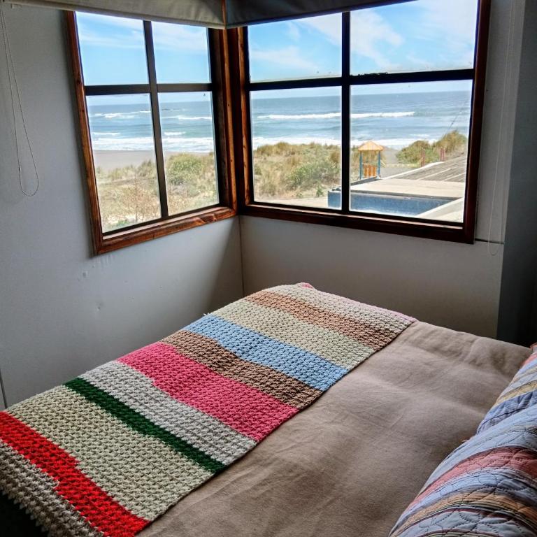 Pichilemuhostel SurfersView - Studio Apartment with Sea View - 7