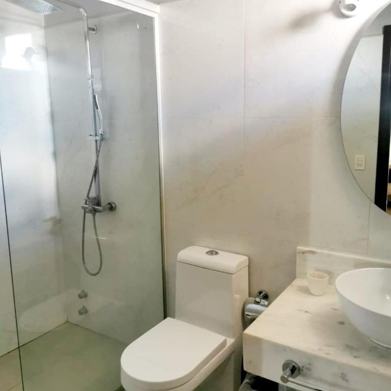 Amplio Apartamento a metros de shoping del sol - Apartamento de 2 dormitorios - 2