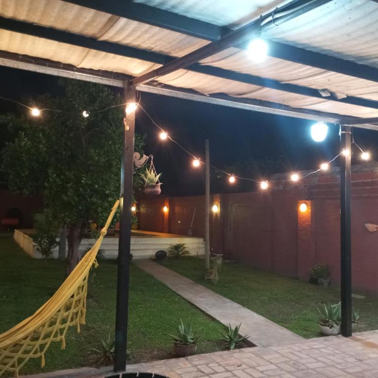 Casa con pileta frente a la Laguna Soto - Two-Bedroom House - 15