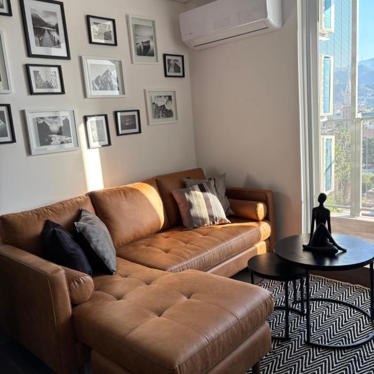 Depa con alberca y jardín a 5 min de San Pedro - Two-Bedroom Apartment - 4