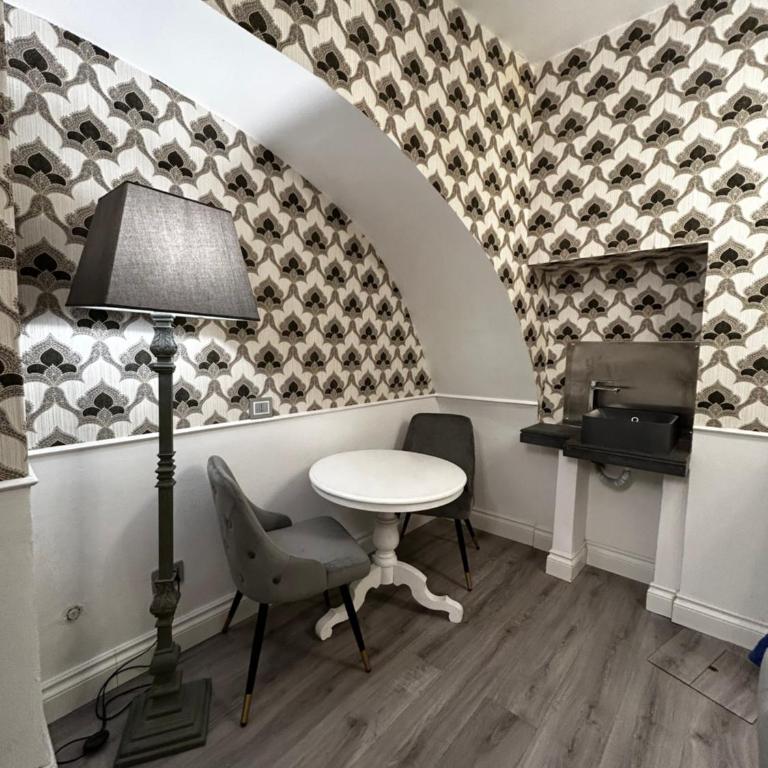 WELLNESS HM wellness home By Dimorra - Three-Bedroom Apartment - 4