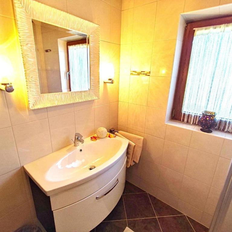 Chalet in Hippach near Ski Paradise - Ferienhaus mit 4 Zimmern - 28