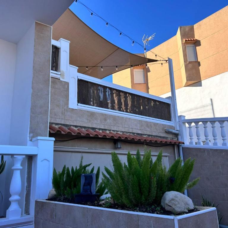 Loft con terraza vistas al mar - One-Bedroom Apartment - 4