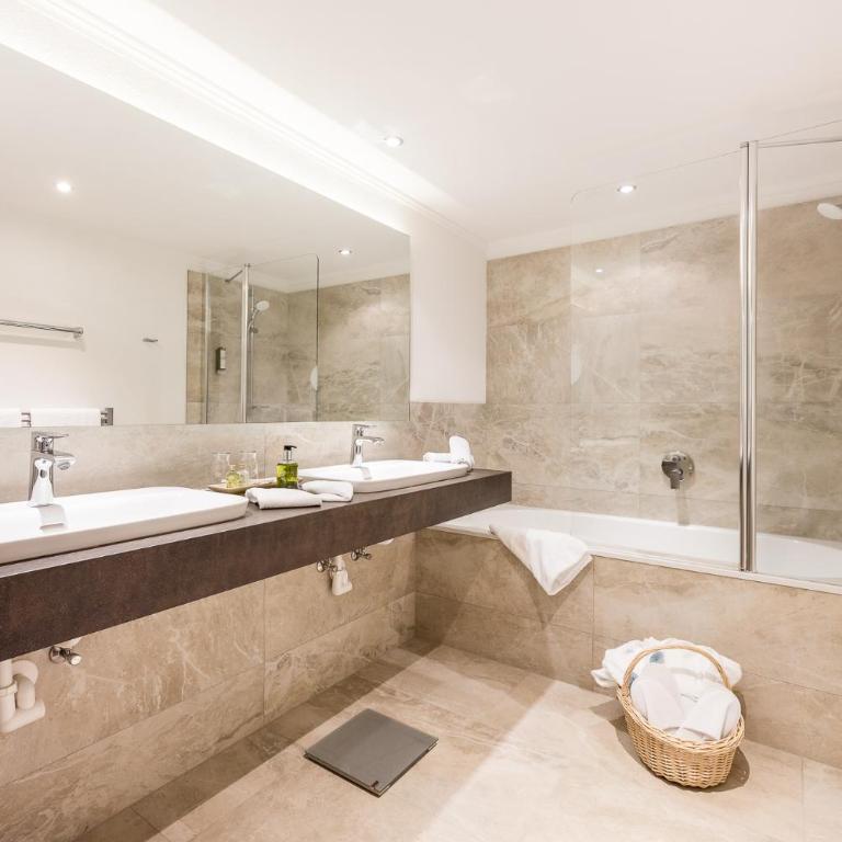 Regina Hotelsuites - Superior Suite - 5