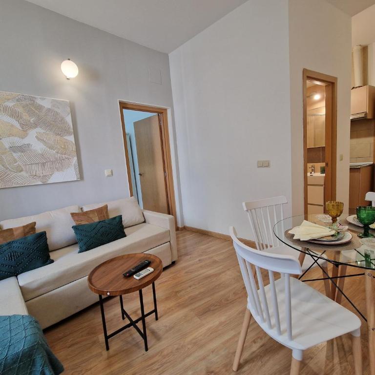 Apartamentos San Isidro - One-Bedroom Apartment with Balcony and City View - 7