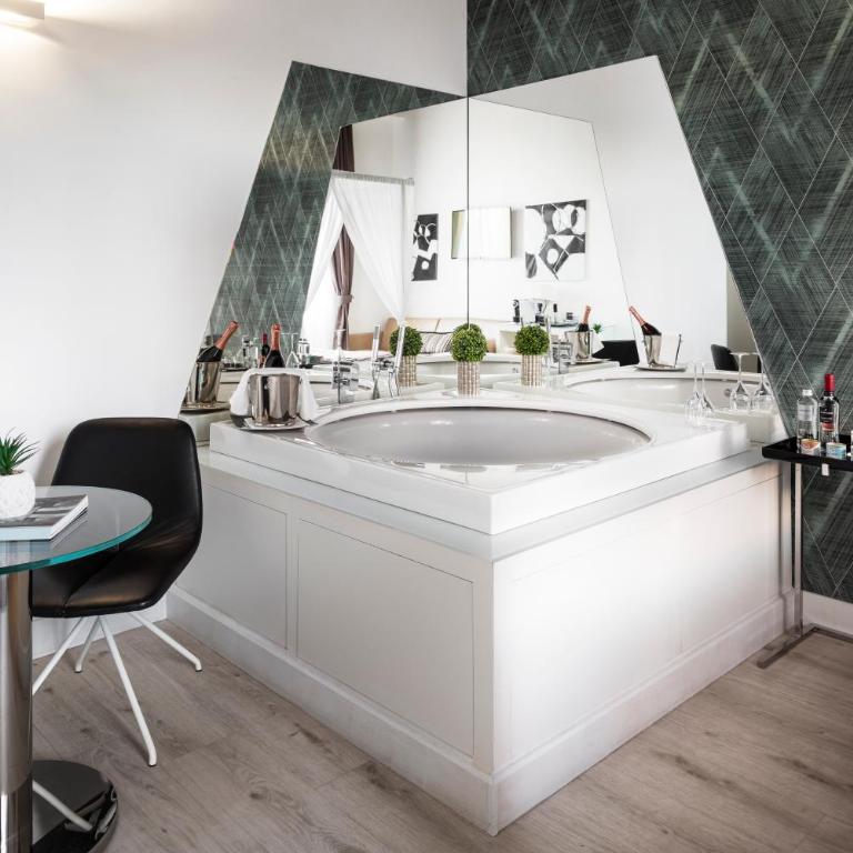 LHP Hotel River & SPA - Superior Junior Suite - Arno View - 5