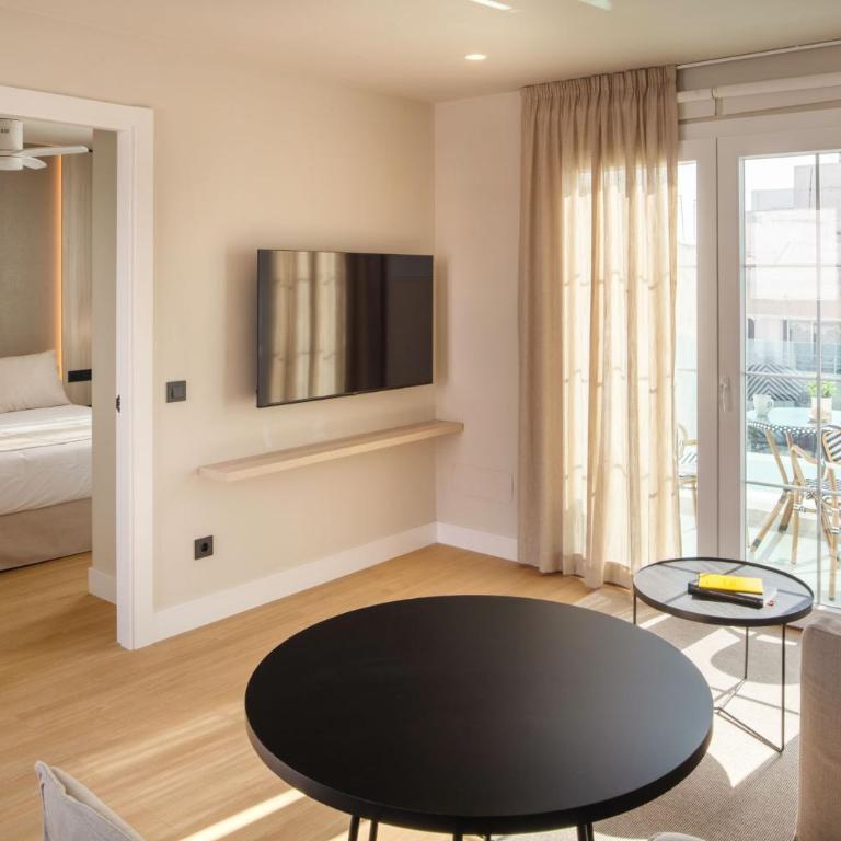 Vita Home Lanzarote I Deluxe Apartments - Two-Bedroom Apartment with Terrace - 9