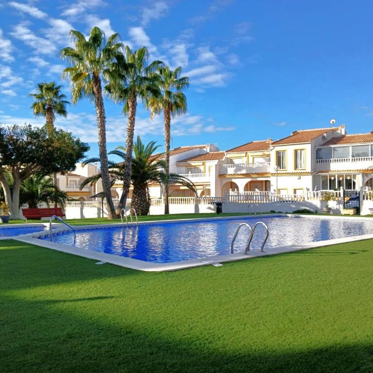 093 - Monte y Mar 001 - comfortHOLIDAYS - Two-Bedroom Apartment - 1