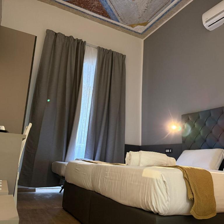 Conte GuestHouse - Triple Room with Balcony - 1