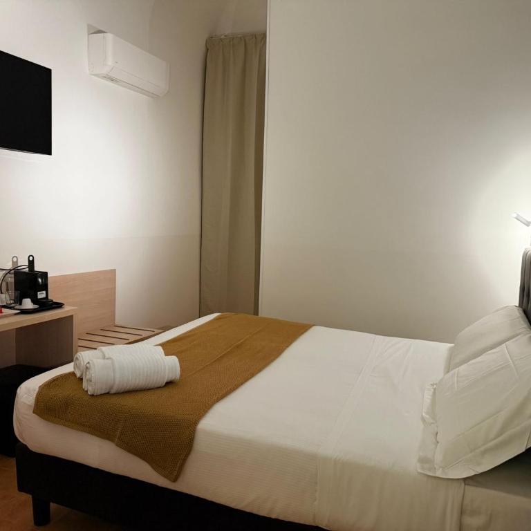 Conte GuestHouse - Double or Twin Room - 1