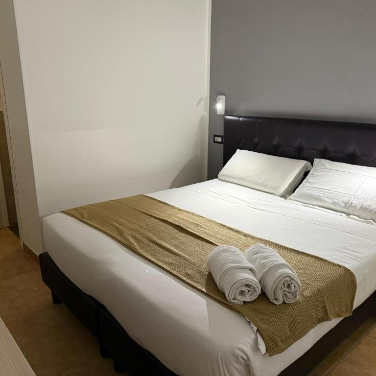 Conte GuestHouse - Double or Twin Room - 7