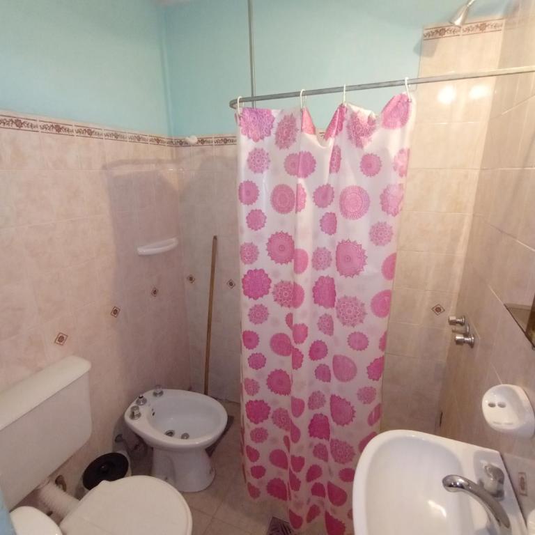 Residencial Shalom - Habitación Triple con baño privado - 4