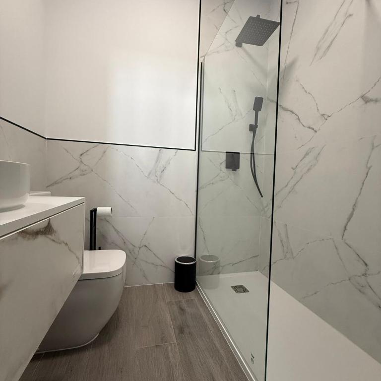 Luxury Carihuela Beach - Three-Bedroom Apartment - 4