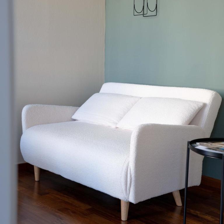 Harmony Retreat - Central Apt with terrace and Wi-Fi - Apartamento - 17