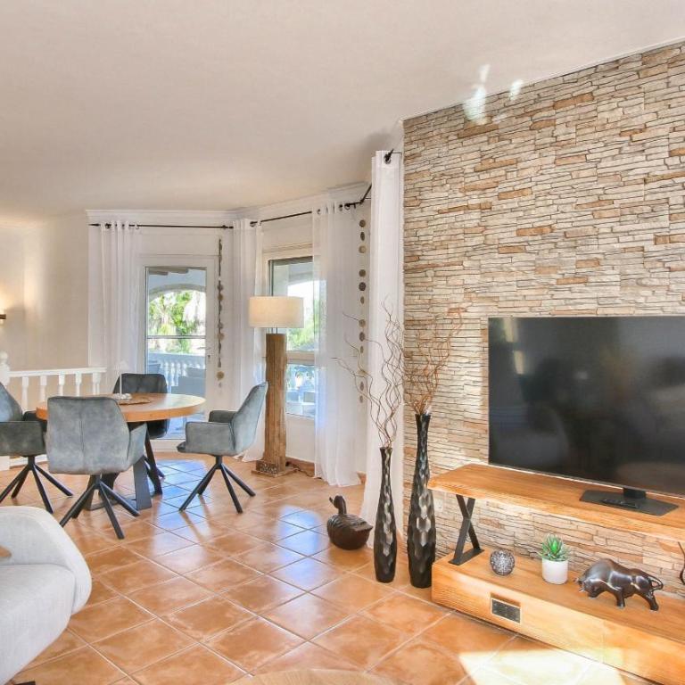 Marquesa BH by CARLOSFERIEN - Villa Deluxe - 20
