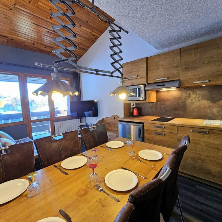 Appartement confortable 2 pièces, 6 personnes, balcon, WiFi - La Plagne - Apartment mit 1 Schlafzimmer - 8