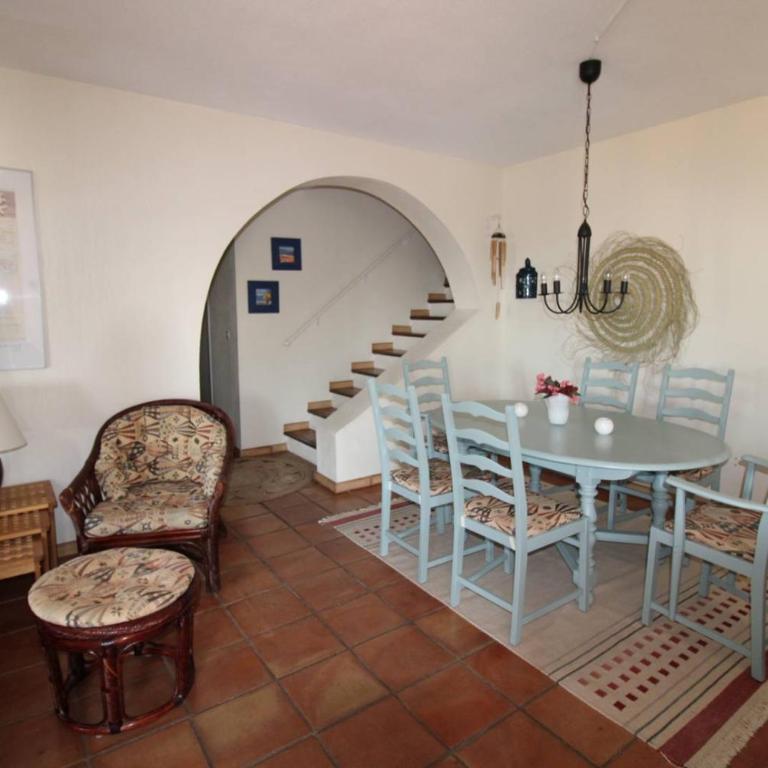 Villa Les Bancaous climatisée pour 6 personnes avec piscine privée dans le Domaine de Valcros à La Londe-les-Maures - Maison 3 Chambres - 11