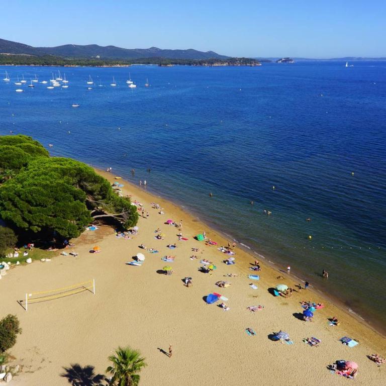 Villa Les Bancaous climatisée pour 6 personnes avec piscine privée dans le Domaine de Valcros à La Londe-les-Maures - Maison 3 Chambres - 22
