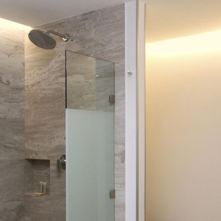 City Express Plus by Marriott Monterrey Centro - King Suite - 6