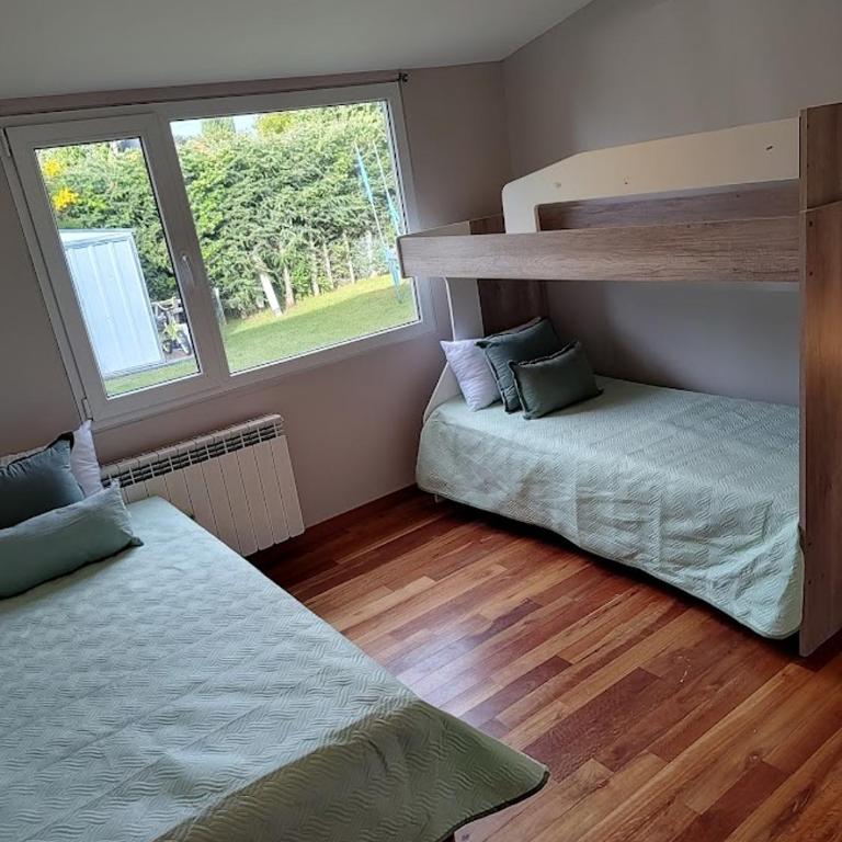 Abra Dina Huapi - Three-Bedroom House - 29