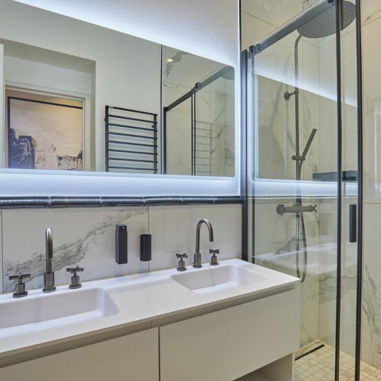 Amazing apartment Saint Germain des Pres with AC by Studio Prestige - Deluxe Apartment mit 2 Schlafzimmern - 8