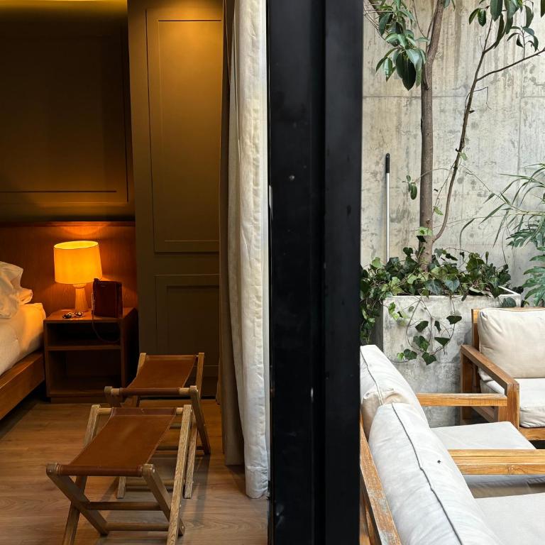 Hotel Coco - Queen Suite - 9